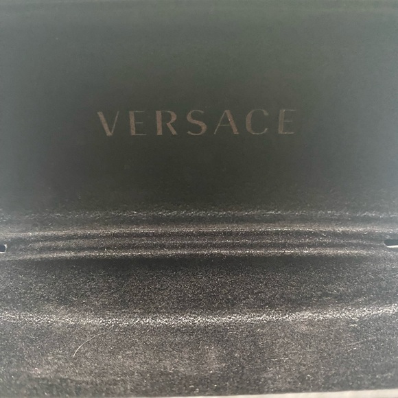 Versace Sunglass Case Black - Picture 2 of 5